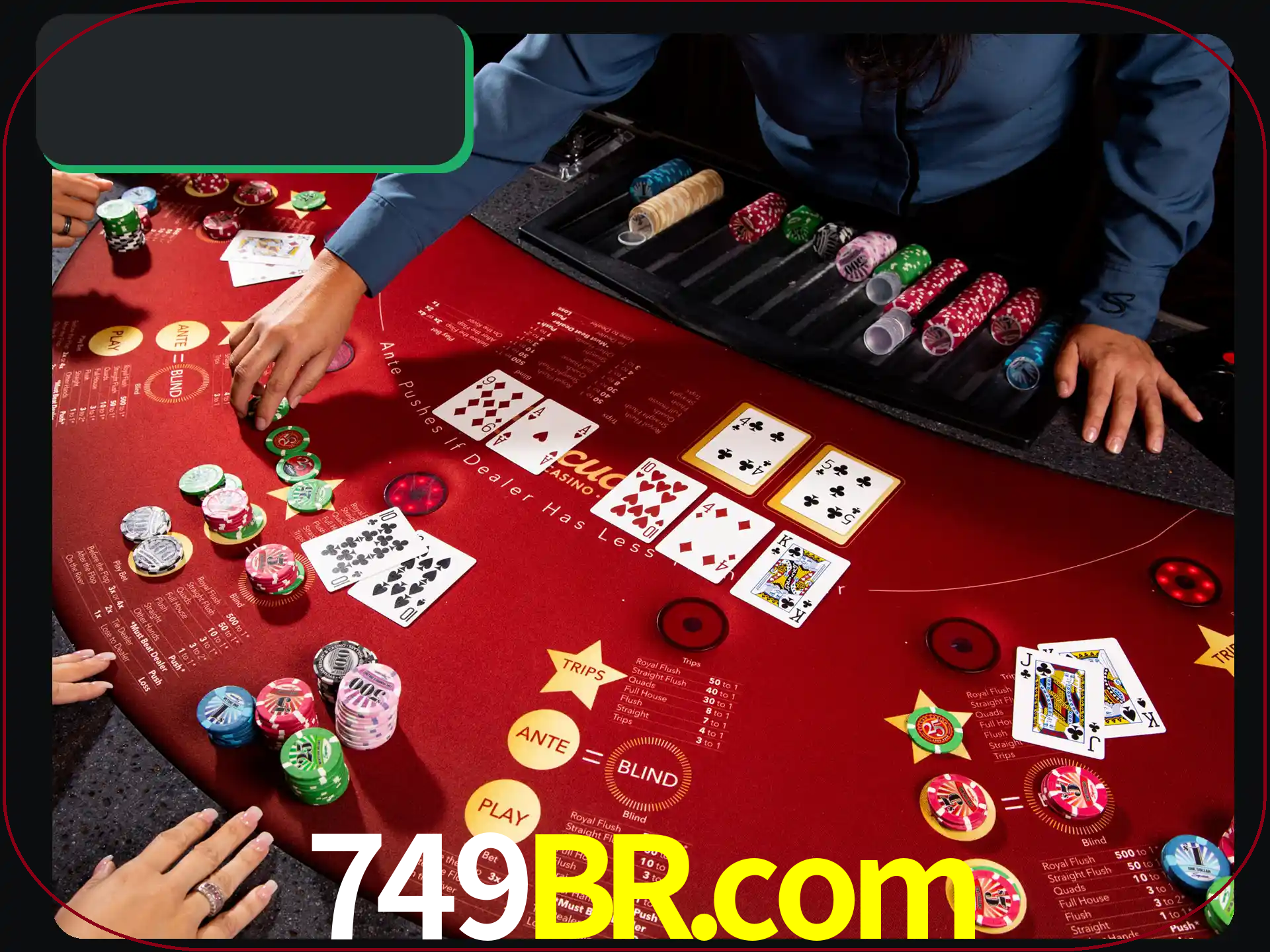 Jogue pôquer com pessoas reais em uma mesa.